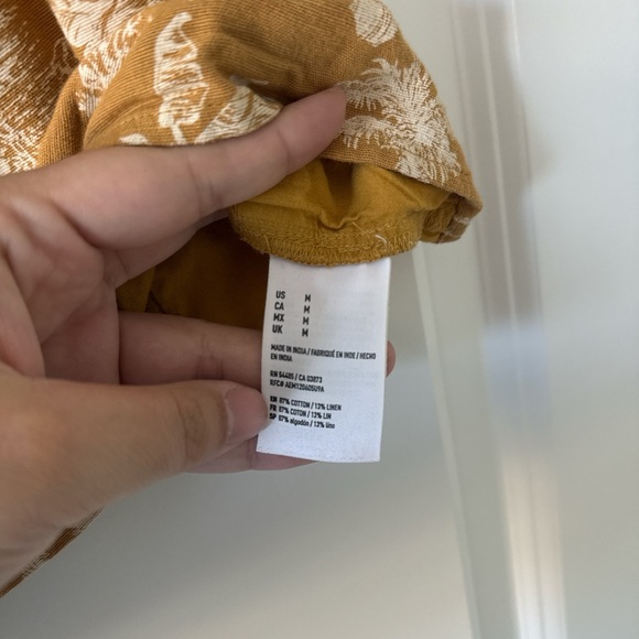 American Eagle Outfitters Mustard Botanical Button-Front Crop Top - Picture 4 of 6